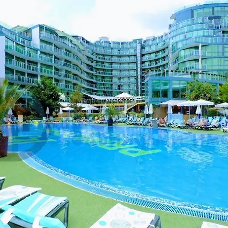 Spacious And Cozy In Complex Del Sol * بريمورسكو