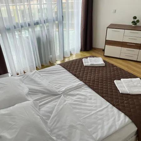 Spacious And Cozy In Complex Del Sol Primorsko
